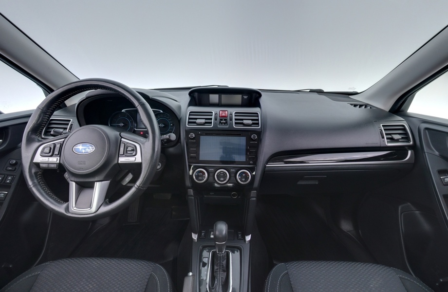 Subaru Forester vaihtoauto