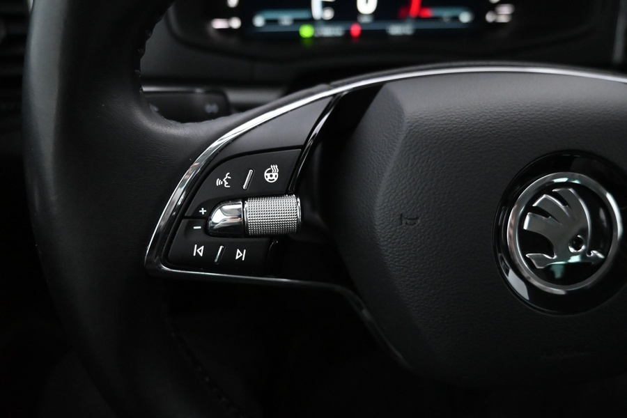 Skoda Karoq vaihtoauto