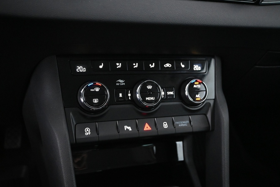 Skoda Karoq vaihtoauto