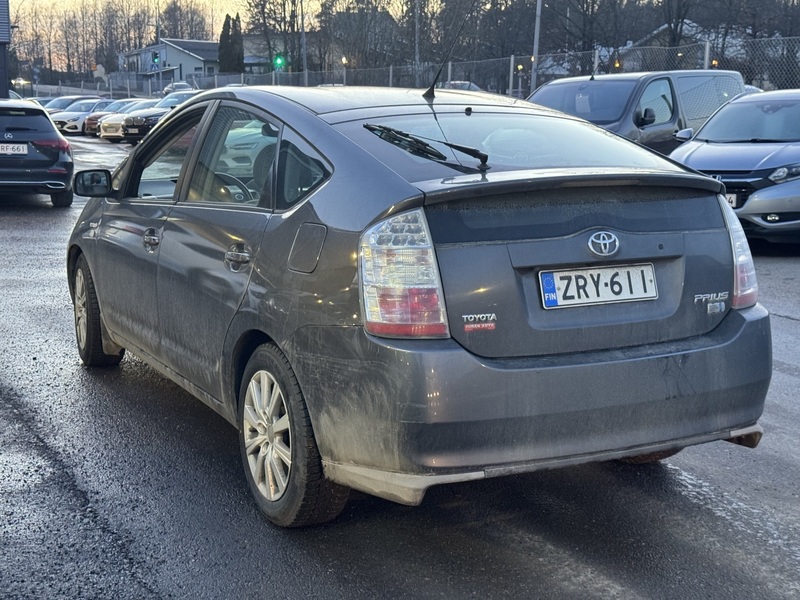 Toyota Prius vaihtoauto