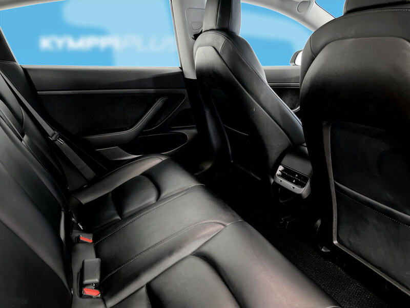 Tesla Model 3 vaihtoauto