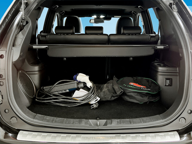 Mitsubishi Outlander PHEV vaihtoauto