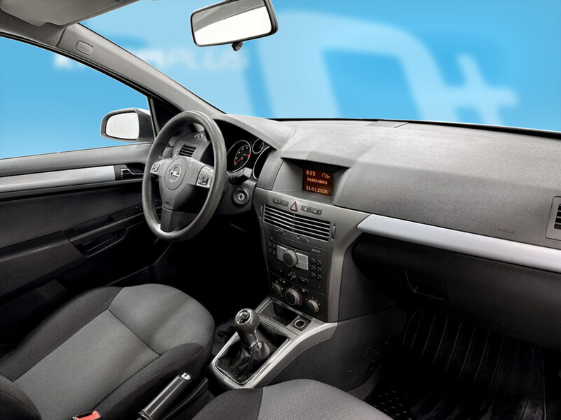 Opel Astra vaihtoauto