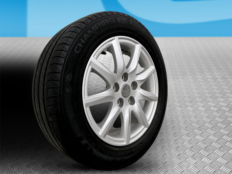 Toyota Prius+ vaihtoauto