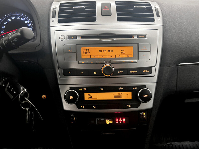 Toyota Avensis vaihtoauto