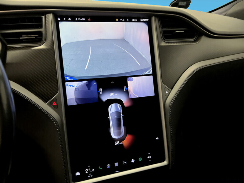 Tesla Model S vaihtoauto