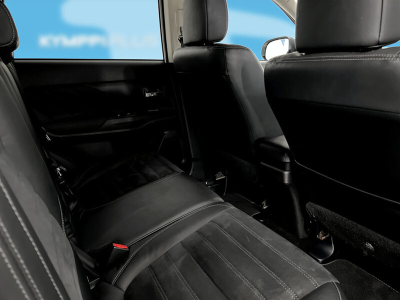 Mitsubishi Outlander PHEV vaihtoauto