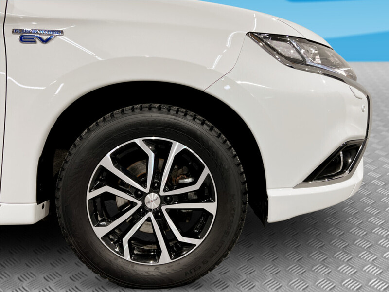 Mitsubishi Outlander PHEV vaihtoauto