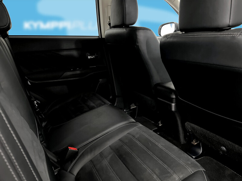 Mitsubishi Outlander PHEV vaihtoauto