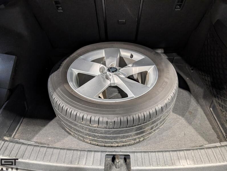 Skoda Karoq vaihtoauto