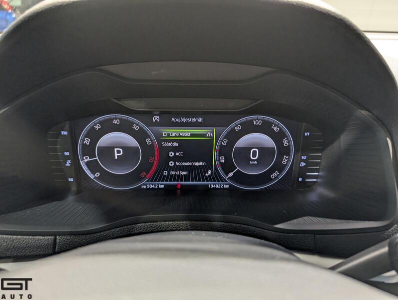 Skoda Karoq vaihtoauto