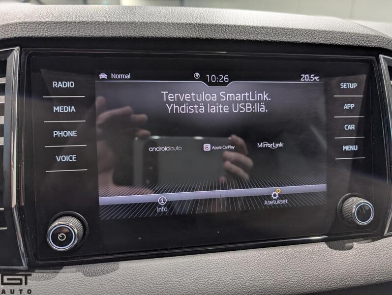 Skoda Karoq vaihtoauto