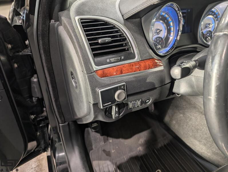 Chrysler 300C vaihtoauto