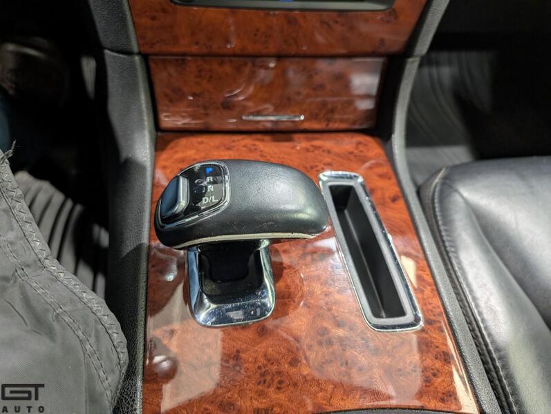 Chrysler 300C vaihtoauto