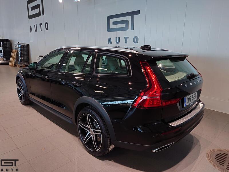 Volvo V60 Cross Country vaihtoauto