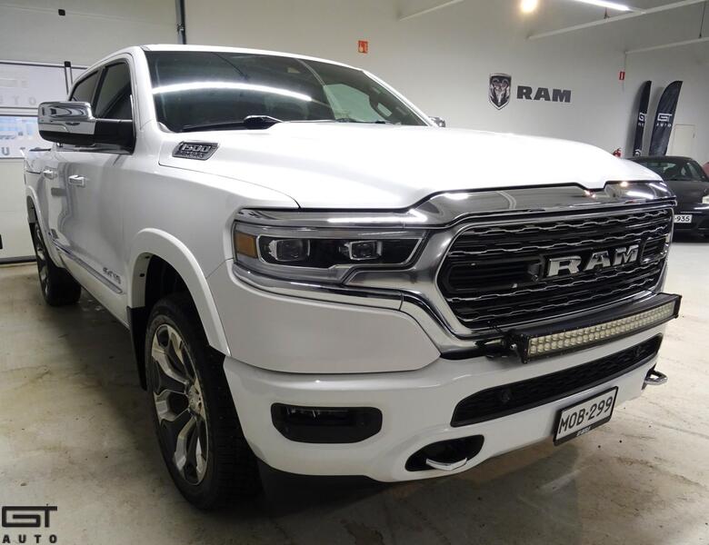 Dodge Ram vaihtoauto
