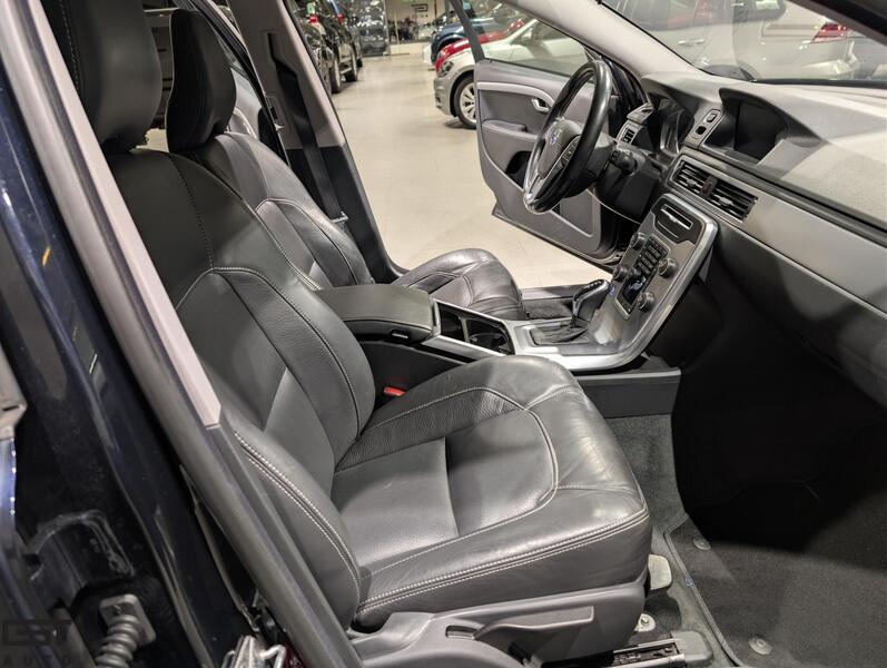 Volvo V70 vaihtoauto