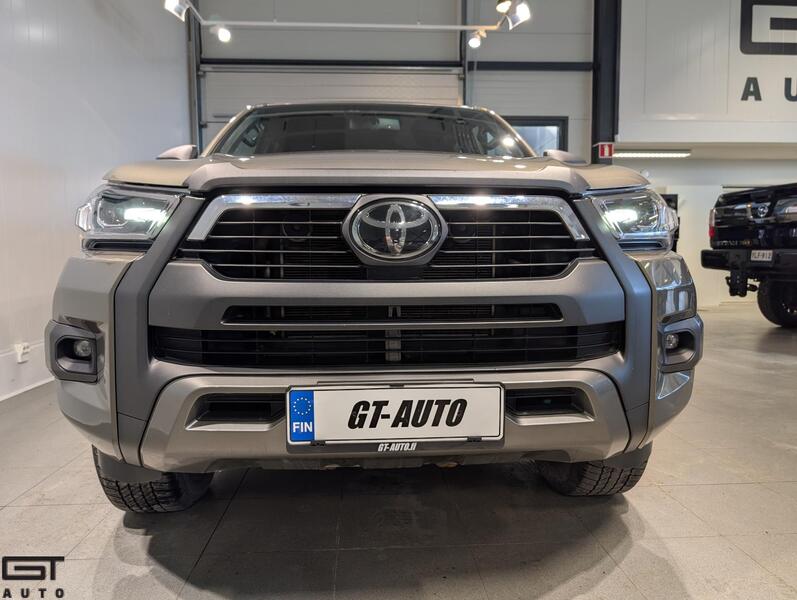 Toyota Hilux vaihtoauto