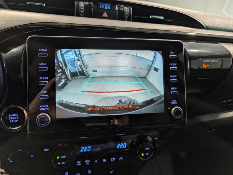 Toyota Hilux vaihtoauto