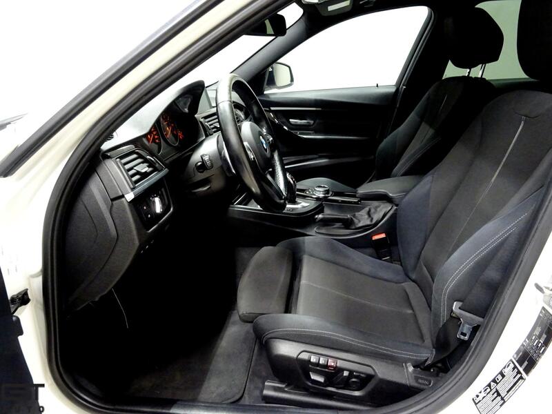 BMW 330 vaihtoauto