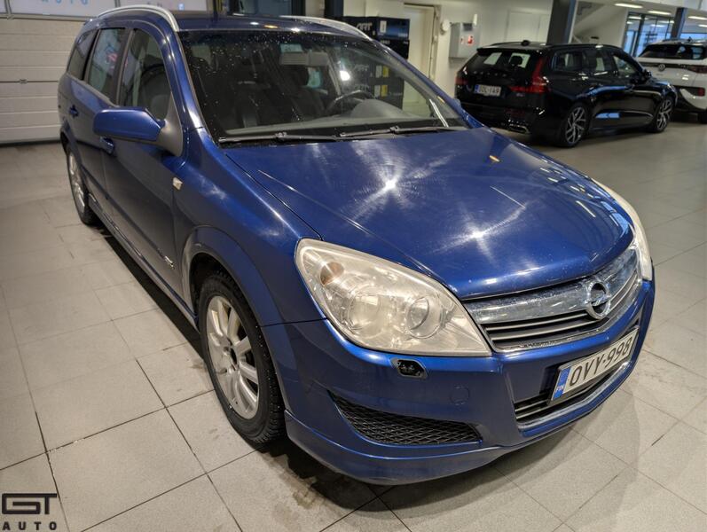 Opel Astra vaihtoauto