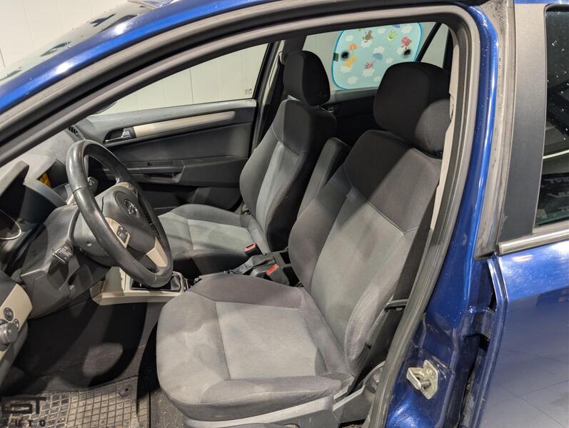 Opel Astra vaihtoauto