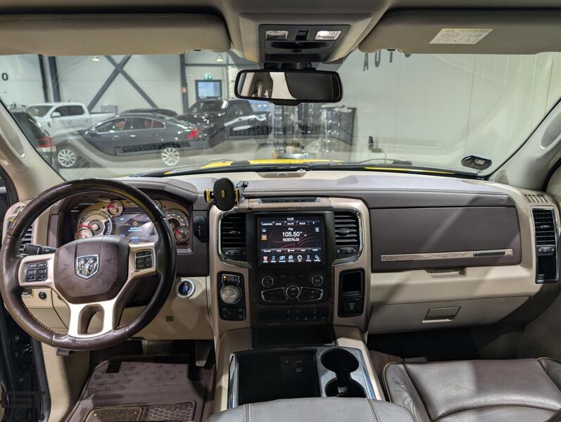 Dodge Ram vaihtoauto