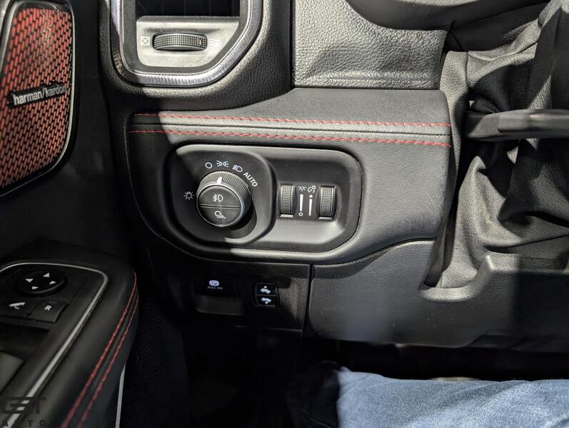 Dodge Ram vaihtoauto