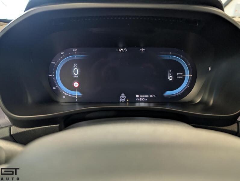 Volvo C40 vaihtoauto