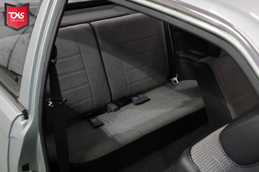 Mazda 323 vaihtoauto
