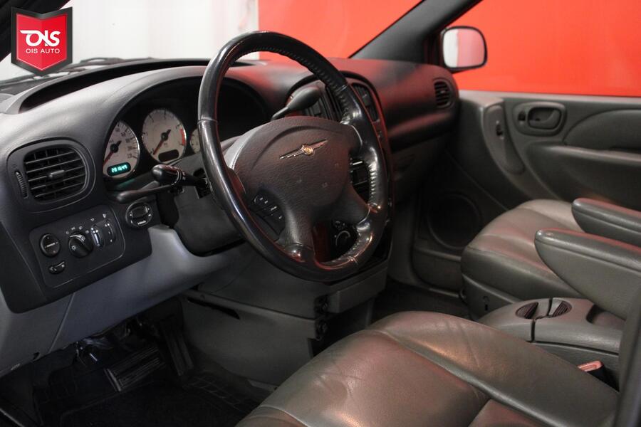 Chrysler Voyager vaihtoauto