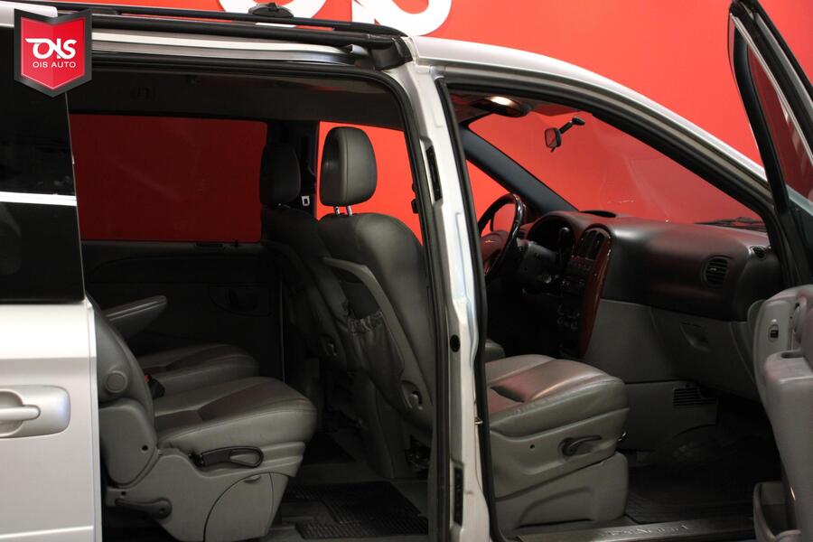 Chrysler Voyager vaihtoauto