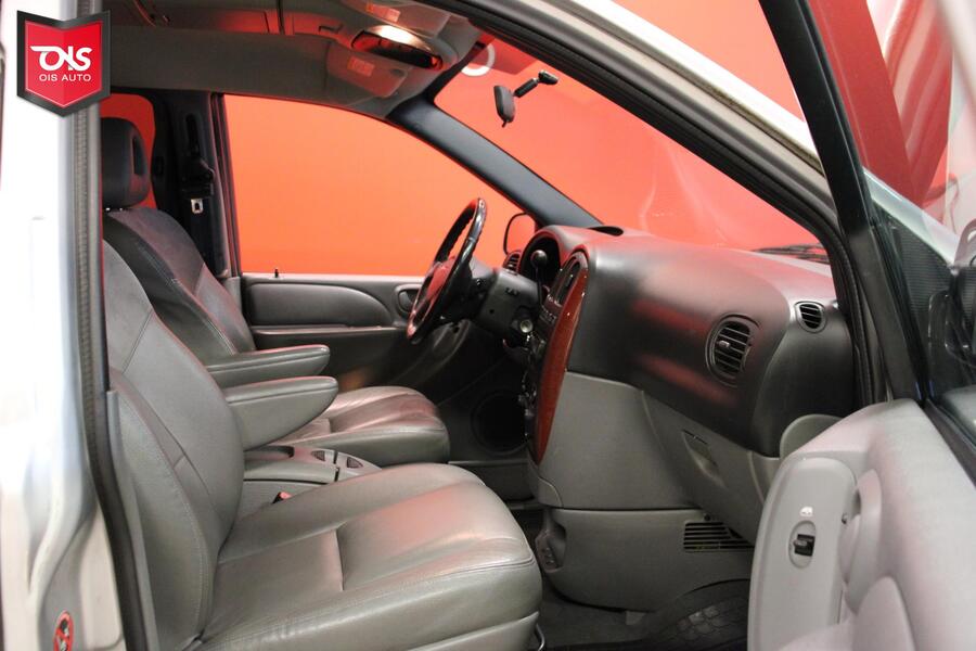 Chrysler Voyager vaihtoauto