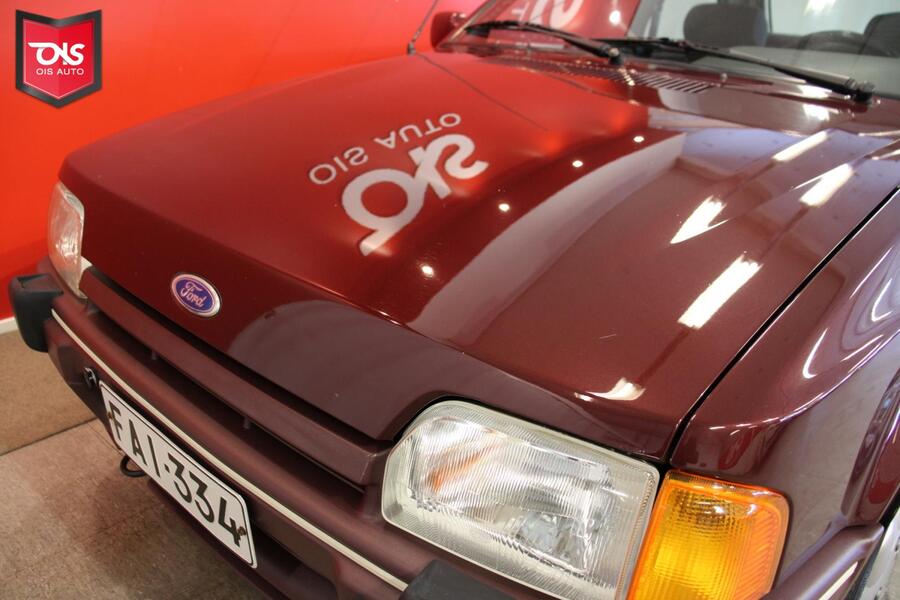 Ford Escort vaihtoauto