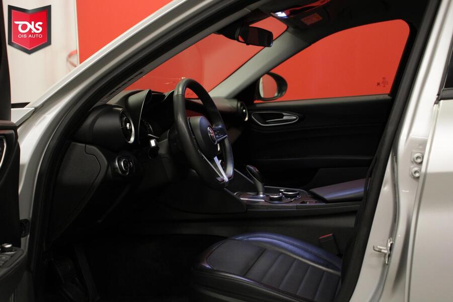 Alfa Romeo Giulia vaihtoauto