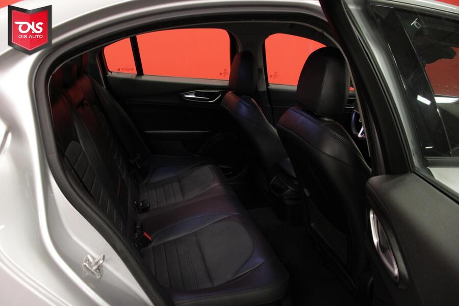 Alfa Romeo Giulia vaihtoauto