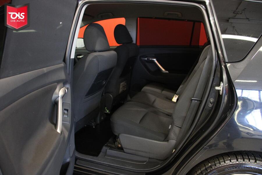 Toyota Verso vaihtoauto