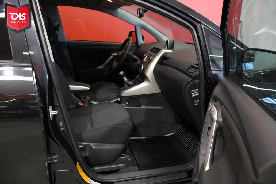 Toyota Verso vaihtoauto