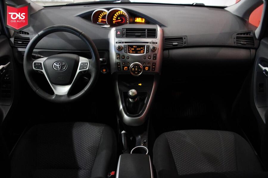 Toyota Verso vaihtoauto