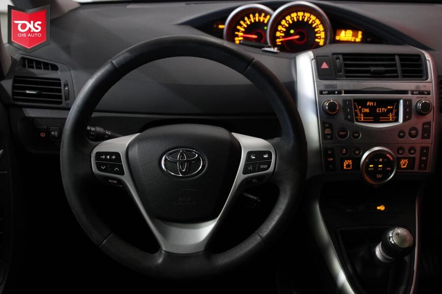 Toyota Verso vaihtoauto