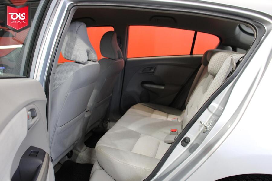 Honda Insight vaihtoauto