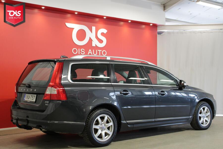 Volvo V70 vaihtoauto