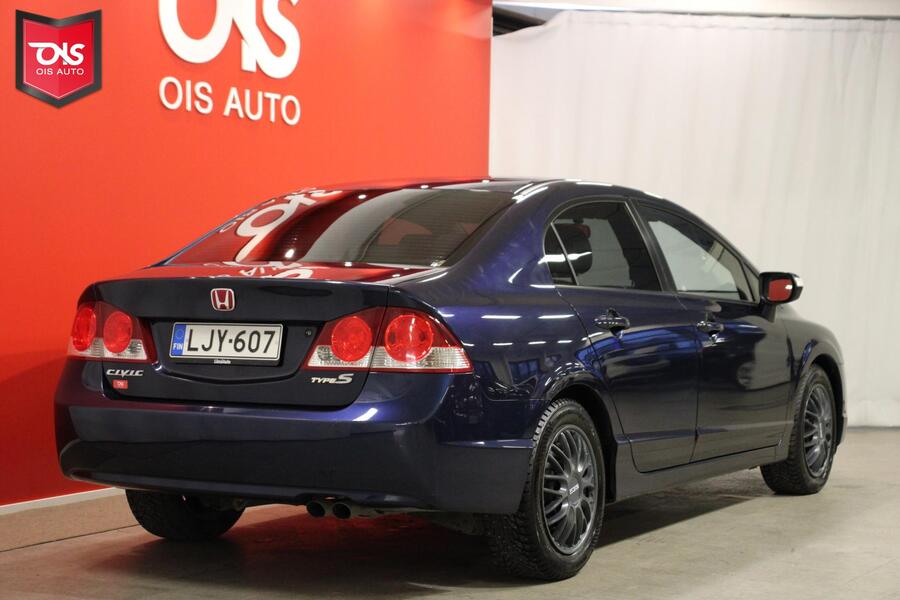 Honda Civic vaihtoauto