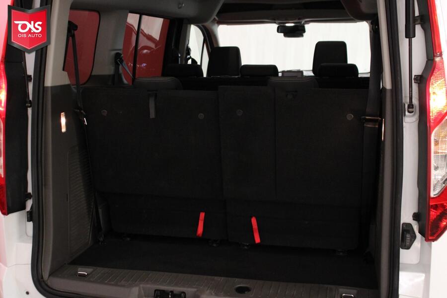 Ford Grand Tourneo Connect vaihtoauto