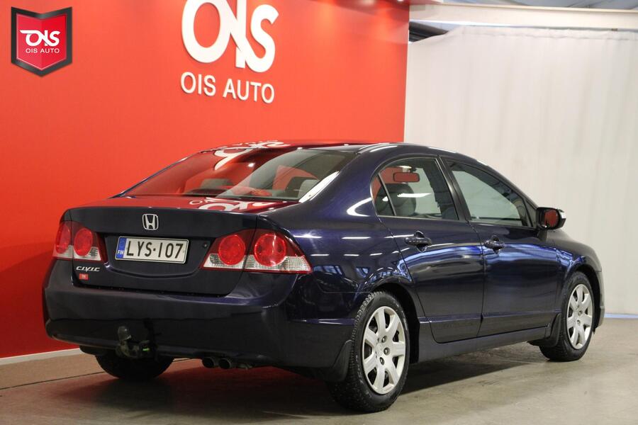 Honda Civic vaihtoauto