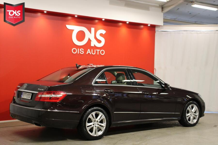 Mercedes-Benz E vaihtoauto