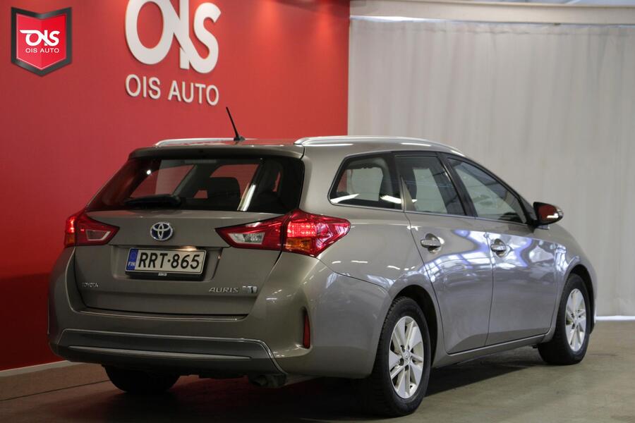 Toyota Auris vaihtoauto