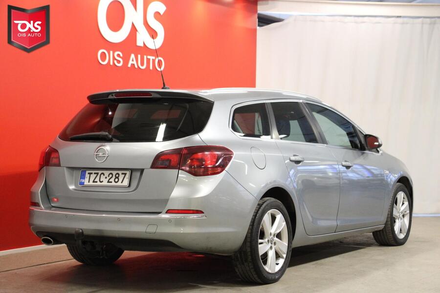 Opel Astra vaihtoauto