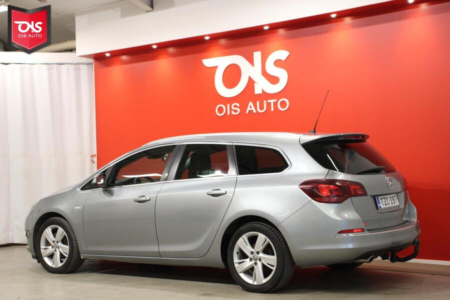 Opel Astra vaihtoauto