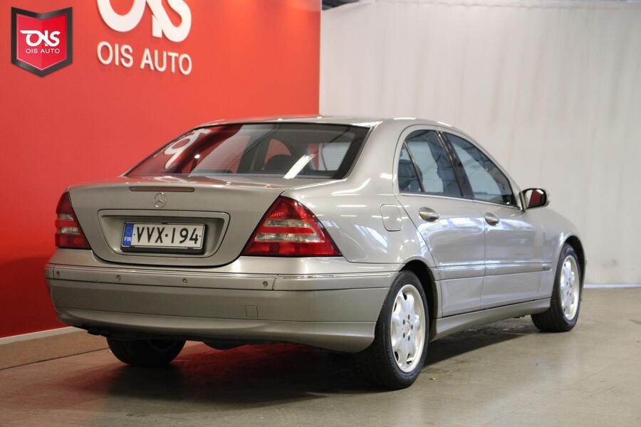 Mercedes-Benz C vaihtoauto